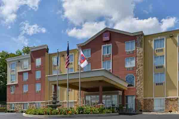 Comfort Suites
